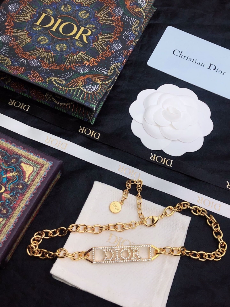 chr1st1an D10r necklaces